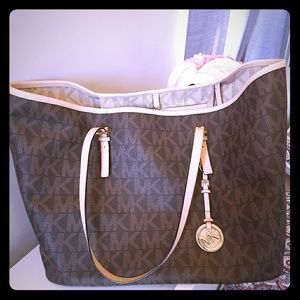 Michael Kors bag